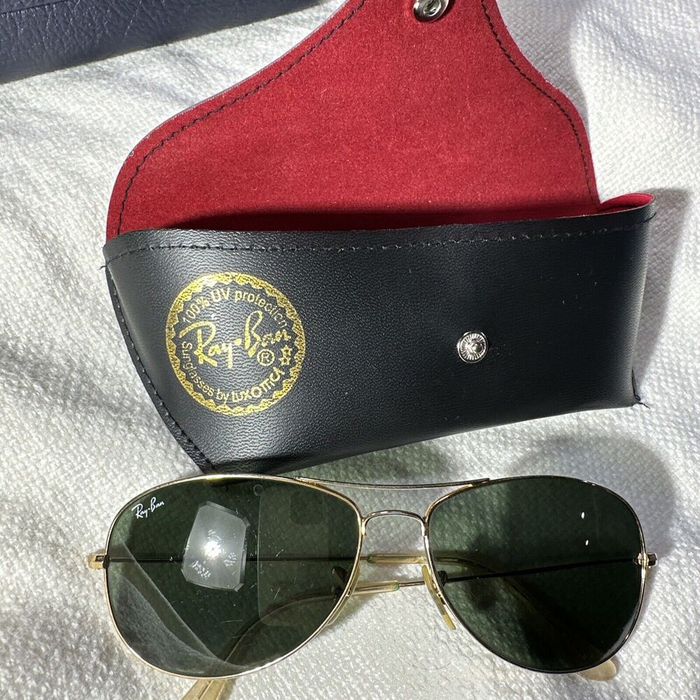 Ray-Ban Aviator Sunglasses Gold